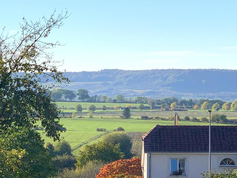 Maison - 235 m² - 11 pièces