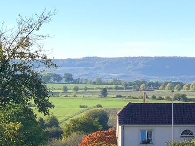 Maison - 235 m² - 11 pièces