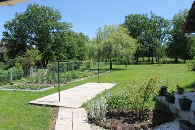 Maison - 256 m² - 7 pièces