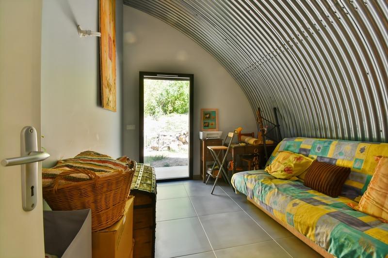 Propriété - 330 m² - 13 pièces