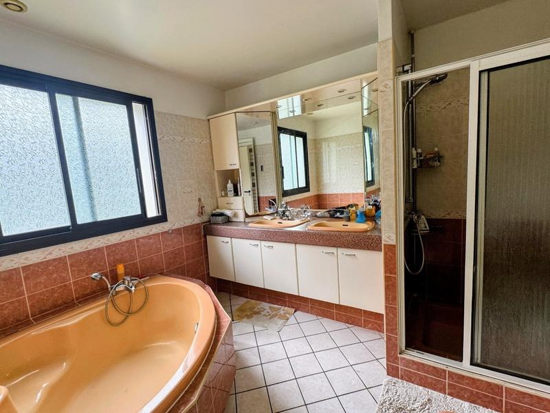 Maison - 125 m² - 4 pièces