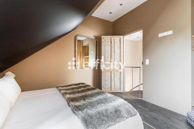 Immeuble - 84 m² - 6 pièces