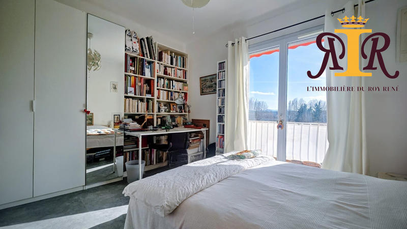 Appartement - 107 m² - 5 pièces