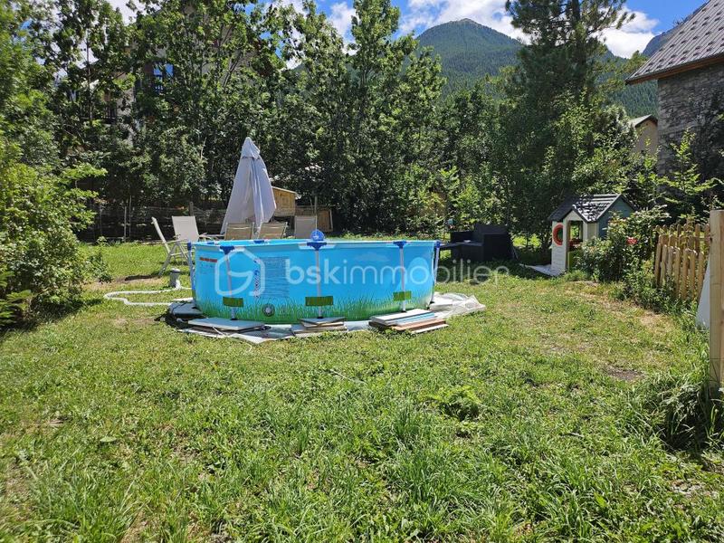 Maison de village - 252 m² - 8 pièces