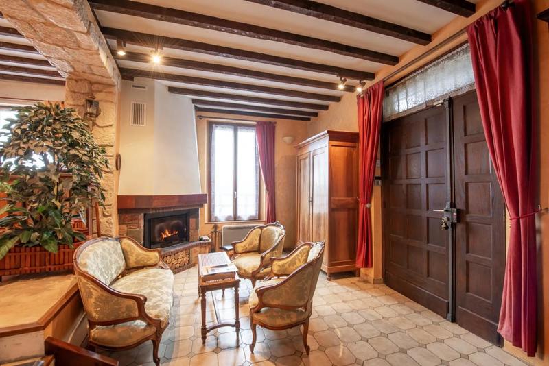 Maison - 102 m² - 6 pièces