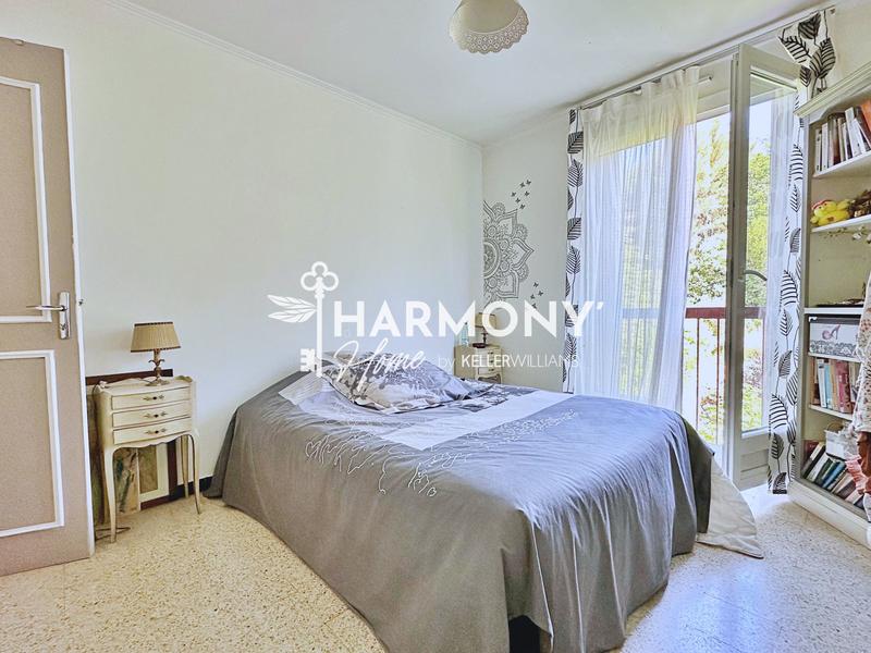 Appartement - 83 m² - 4 pièces