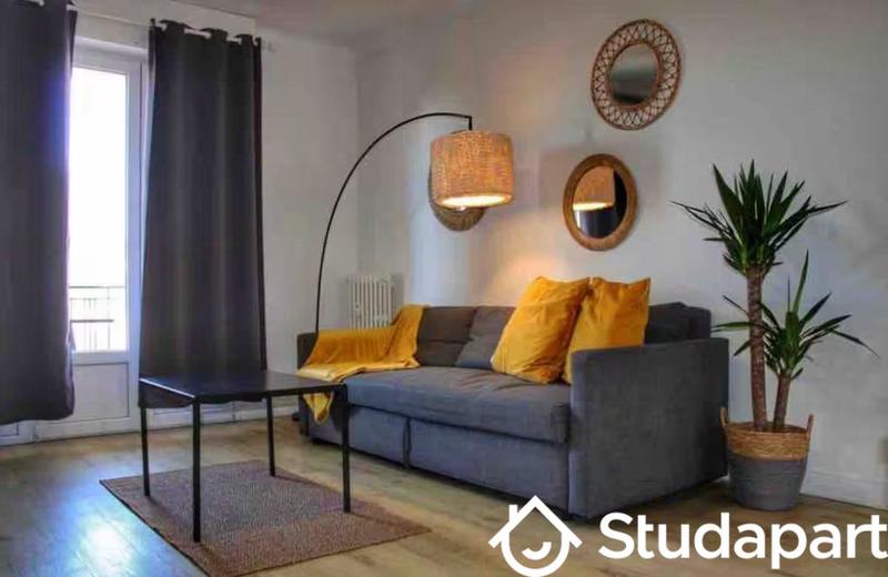 Chambre - 25 m² - 1 pièce