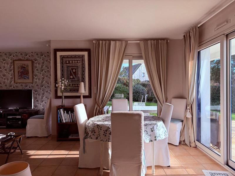 Maison - 182 m² - 6 pièces