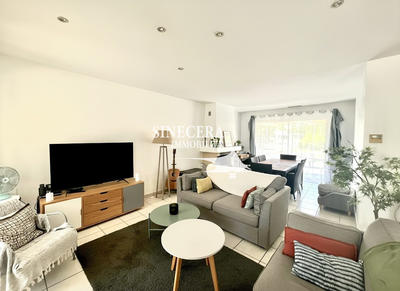 Maison - 106 m² - 5 pièces