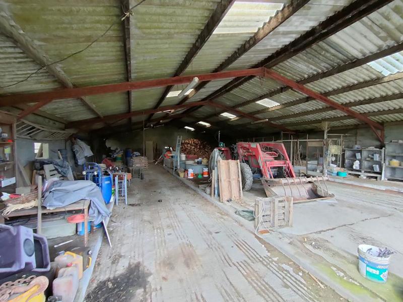 Maison - 251 m² - 5 pièces