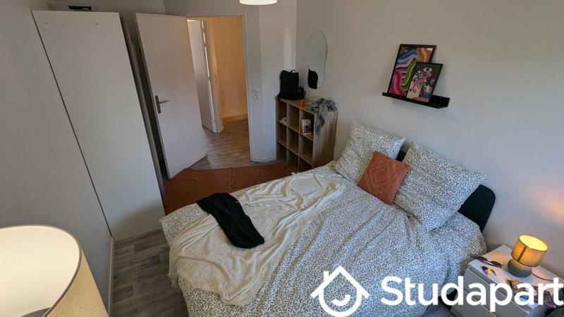 Chambre - 24 m² - 1 pièce