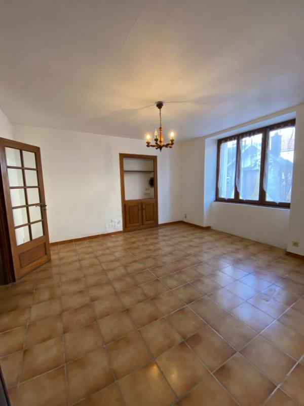 Maison - 110 m² - 6 pièces