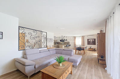 Maison contemporaine - 163 m² - 4 pièces