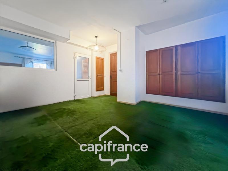 Local commercial - 43 m² - 2 pièces