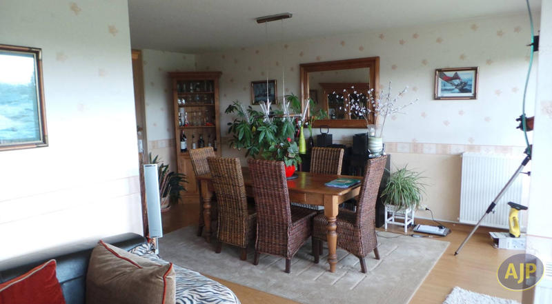 Appartement - 110 m² - 6 pièces