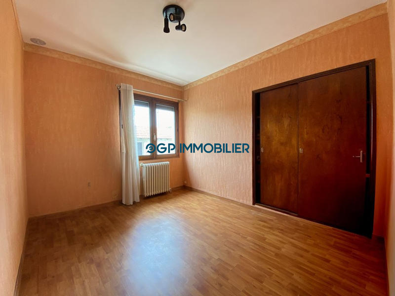 Maison traditionnelle - 94 m² - 4 pièces