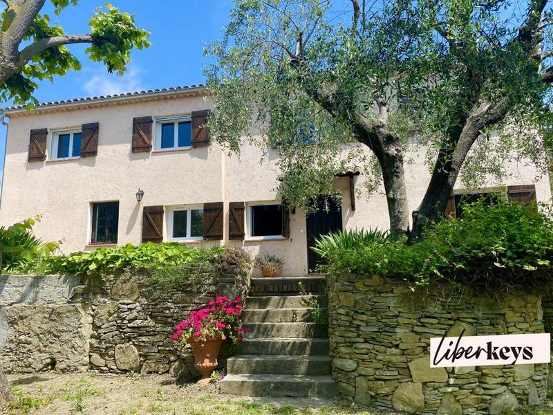 Maison - 160 m² - 7 pièces