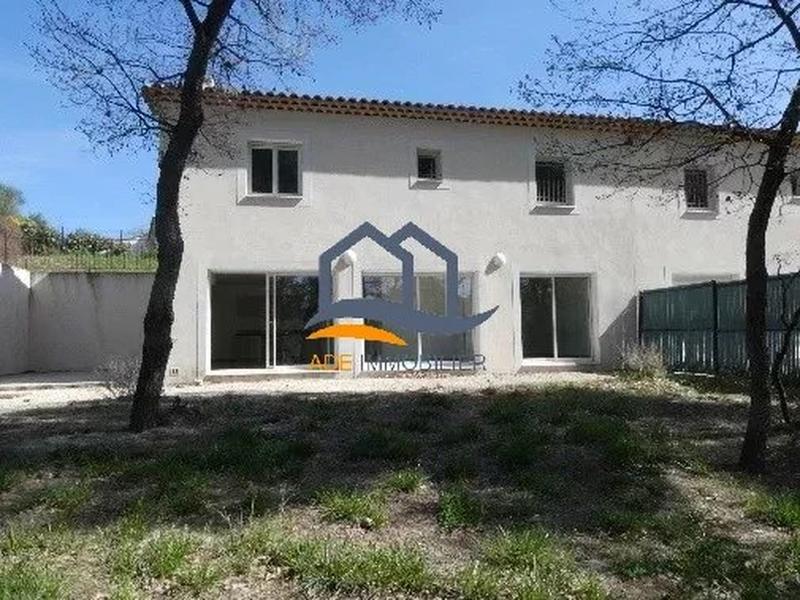 Maison - 104 m² - 4 pièces