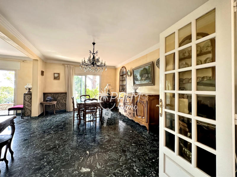 Villa - 154 m² - 6 pièces