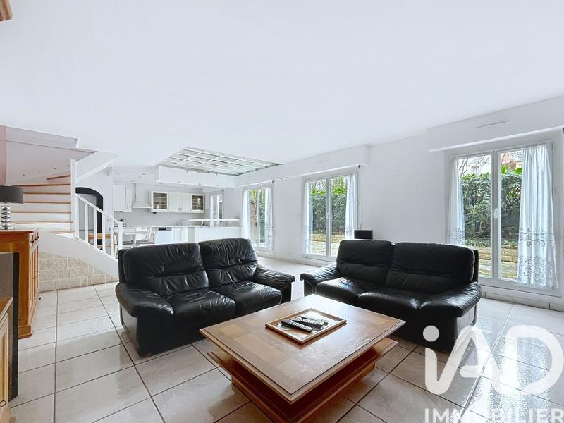 Appartement - 105 m² - 4 pièces