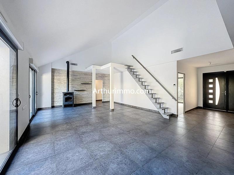 Maison - 186 m² - 6 pièces