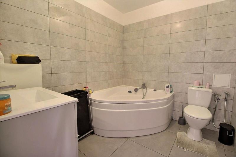 Maison - 140 m² - 7 pièces