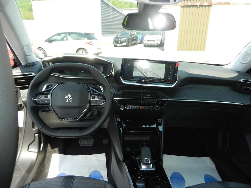 Peugeot 2008 II 1.5 Bluehdi 130 Eat8 Allure Plus
