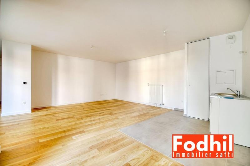 Appartement - 82 m² - 4 pièces