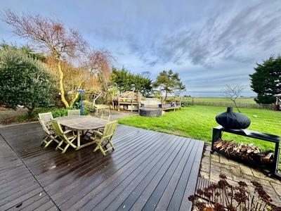 Maison - 122 m² - 5 pièces