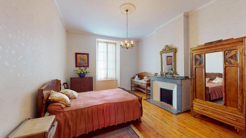 Maison de maîtres - 752 m² - 18 pièces