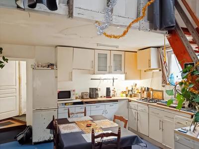 Maison de ville - 240 m² - 7 pièces