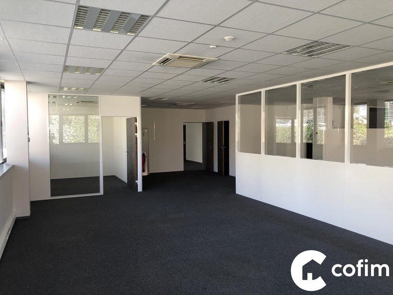 Bureau - 342 m²