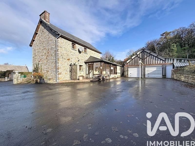 Maison - 120 m² - 8 pièces