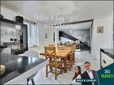 Maison - 137 m² - 5 pièces