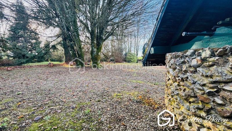 Propriété - 165 m² - 6 pièces