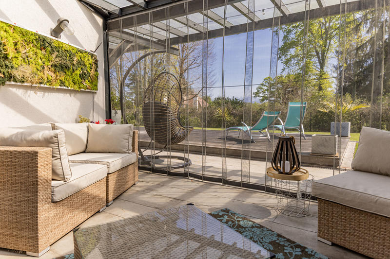 Maison - 212 m² - 6 pièces