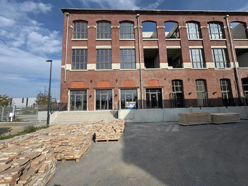 Local commercial - 409 m²