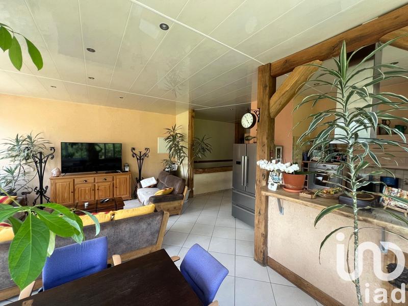 Appartement - 81 m² - 3 pièces