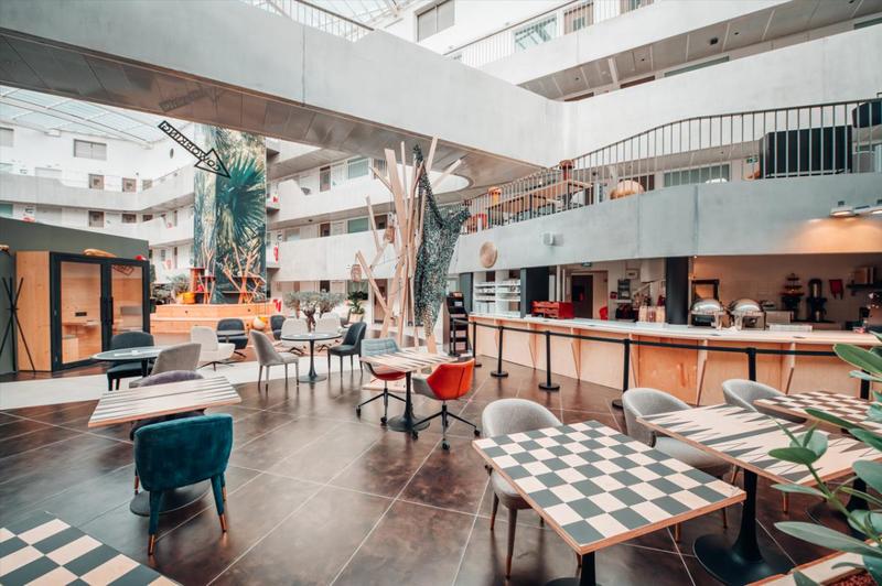 Studio - 30 m² - 2 pièces