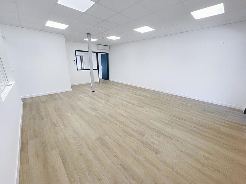Bureau - 134 m²