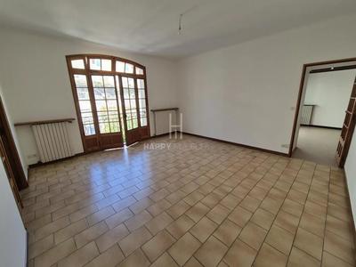 Maison de ville - 118 m² - 9 pièces