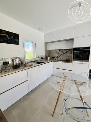 Maison - 165 m² - 5 pièces