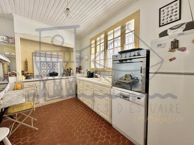 Maison ancienne - 155 m² - 6 pièces