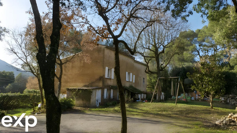 Maison - 152 m² - 5 pièces