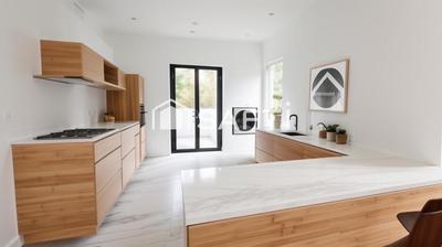 Maison - 136 m² - 8 pièces