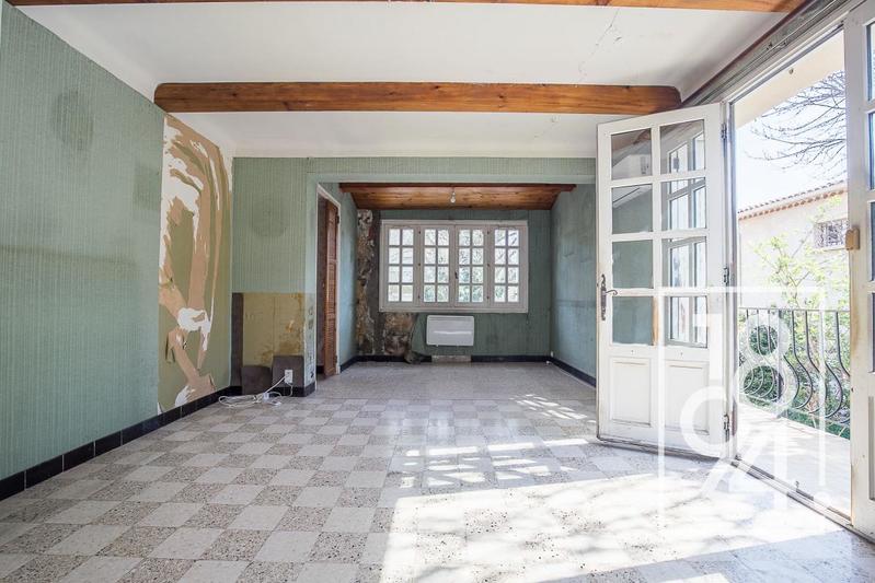 Maison - 181 m² - 6 pièces