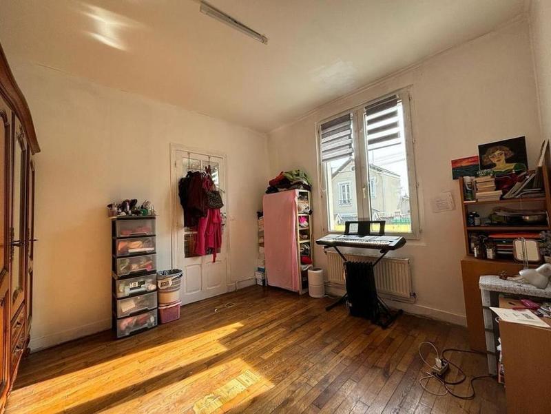 Maison - 140 m² - 5 pièces