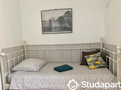 Chambre - 12 m² - 1 pièce