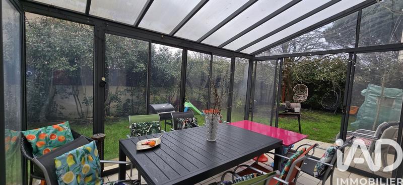 Maison - 94 m² - 5 pièces