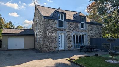 Maison en pierre - 111 m² - 5 pièces